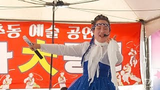 🎤라이브의 여왕.품바 방그리 (새벽비)원곡.혜은이 맞깔나게 잘하네요.