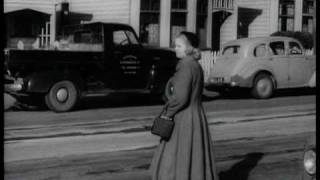 PEDESTRIANS OR JAYWALKERS?    (1952) Archives ref 200,564