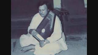 Madine Jati Huwi HawainBy Nusrat Fateh Ali Khan