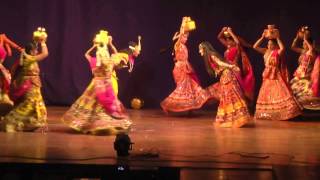 Radha Kaise Na jale | Dance | Natraj Nrityalaya, Kalyan Annual Day 2017