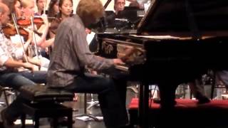 Jan Lisiecki Plays Liszt in rehearsal