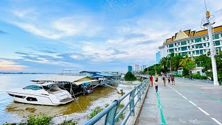 Panoramic views of Phnom Penh City from the riverbank #travel #phnompenh #cambodia #tour #tourism