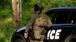 Thurston Co. deputies provide update on search for armed suspect