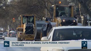 Winter weather hammers Manitoba