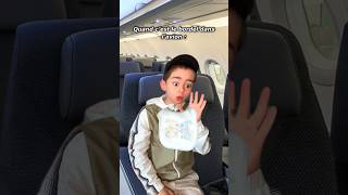 2 ENFANTS DANS UN AVION✈️🤣#humour #shorts