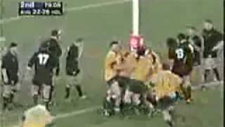 Tri Nations rugby - Wallabies over All Blacks final try 2001