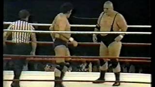 Billy Robinson vs King Kong Bundy