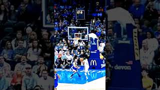 Westbrook Dunks on Curry 😱 #shorts #nba
