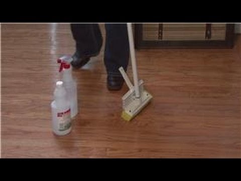 Housekeeping Tips : How to Make Hardwood Floors Shiny Housekeeping Tips : How to Make Hardwood Floors Shiny