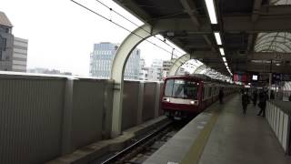 京浜急行　京急蒲田駅　エアポート急行新逗子行到着