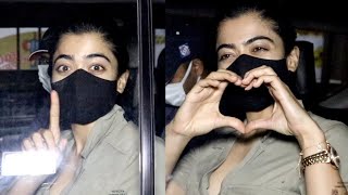CUTE Rashmika Mandanna Giving Lots of LOVE ❤️  to Her Fans On Airport