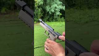 CZ P09を雨の中撃ってみたら映えた #short #airsoft #carbon8 #co2 #p09 #cz