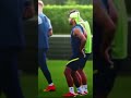 lucas moura showing his dance moves football