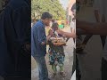 दादी कबाड़ा बीन कर बच्चों को पल रही है 😢 shorts help humanity halping trending viralvideo yt