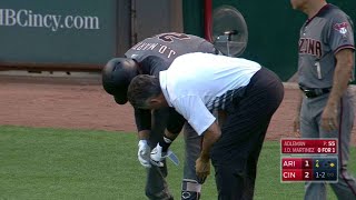 ARI@CIN: J.D. Martinez leaves after he's hit on hand