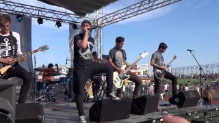 Dayshell- Share With Me ( Live ) @ South By So What 2013