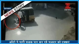 Auto rickshaw hits a labour on road in Hyderabad, labour killed on way to hospital