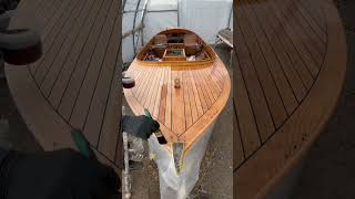 Wooden boatbuilding - First coat of varnish.