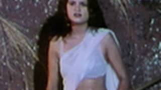 Daku Sultana in her white saree | Daku Sultana