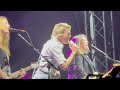 The Chicks and Brandi Carlile sing 'Not Ready to Make Nice'