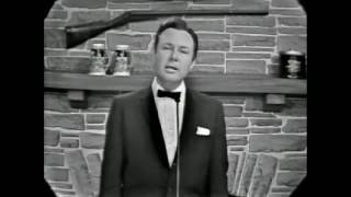 Jim Reeves - Four Walls (1962 Live).