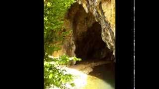 Pastena Caves - Reflections and magical atmosphere