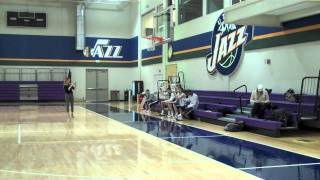 Jeremy Evans Jumps Over Earl Watson