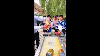 Chinese street food 炒酸奶