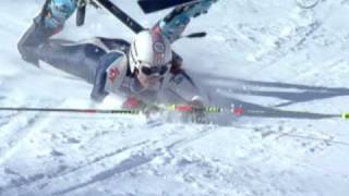 Moelgg crash in giant slalom