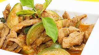 แกงเผ็ดหมูใส่มะเขือเปาะ แกงไทยง่ายๆ/Red curry with pork/easyfoodgoodhealth by Andy