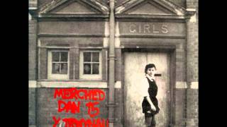 Y trwynau coch - Merched dan 15 UK punk 1978