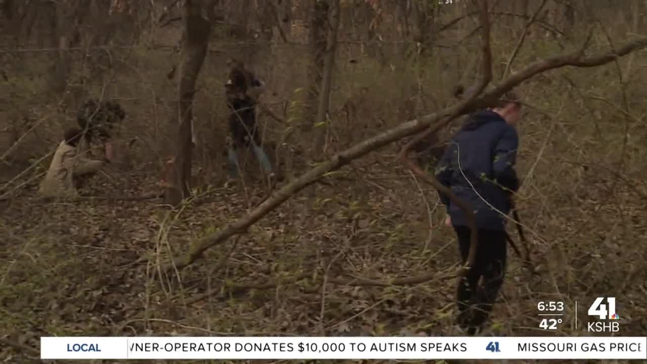 Shawnee Mission South Students Clean Up Along Creeks In Overland Park ...