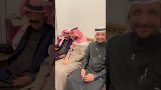 الشيخ سعيد بن حميدي الخالدي يستقبلون الشيخ عبدالرحمن بن عيسى الحارثي شيخ قبيلة أهل الهضبه .