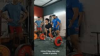 18 years old 215 kg deadlift at 66 bodyweight... #powerlifting #strength #strengthtraining #weights