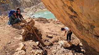 Nomadic Life in the Zagros Mountains: A Day in the Life of a Kuch Family 🏕️