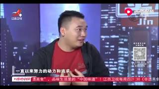 《金牌调解》精彩看点：母亲向儿子道歉想拥抱他，儿子直喊不要，称还不能接受