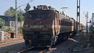 Dubble Deckar EOG BSL WAP4 Horn + 17039 Secunderabad - Vasco Da Gama Express.