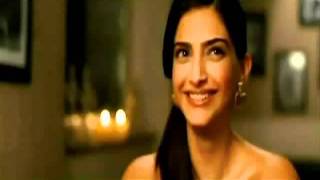 ‪Gal Mitthi Mitthi Full Song New Hindi Movie Aisha ABID