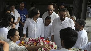 Late Vinod Khanna's Funeral | Full Video