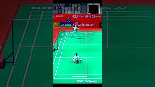 🏸 The incredible defense of Wang Tzu Wei in an epic badminton rally💪 #Badminton #epicrally #shorts