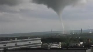 Terrifying footage: Huge tornado tears through Russian town