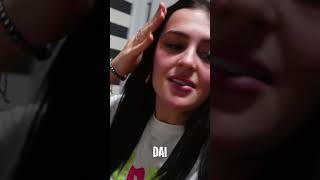 A IRMÃ DA VALENTINA PEGOU O MENDES DE CHINELO😂