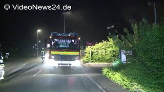 28.05.2016 - VN24 - Brandstifter stecken Paletten mit Kunststoffflaschen in Brand