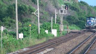 寝台特急カシオペア　北舟岡駅通過