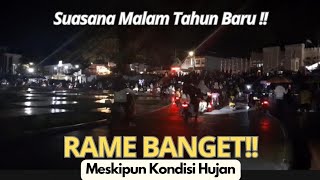 Suasana Malam Tahun Baru di Kota Kecil Ini, Lebih Meriah dari Kota Besar!