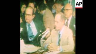 SYND 24-09-73 WATERGATE CONSPIRITOR, E HOWARD HUNT QUESTIONED