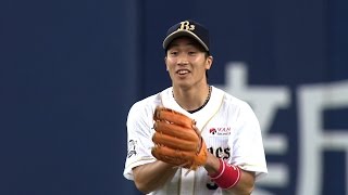 【プロ野球パ】捕ってる？捕ってない？安達が落球、完全捕球は認められず… 2015/08/25 Bs-E