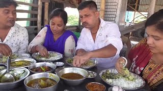 Eating Show ( Mintu - Samrat - Mamata & Indrani ) - Hilsa Fish Festival -  Sorse Ilish - Begun Ilish