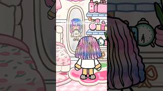 I'm ugly but my magic mirror deceives me that i'm beautiful 😱🤯🥺 #tocaboca #tocalifeworld #shorts