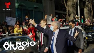 Cientos de personas reciben a López Obrador en Nueva York con pancartas de apoyo